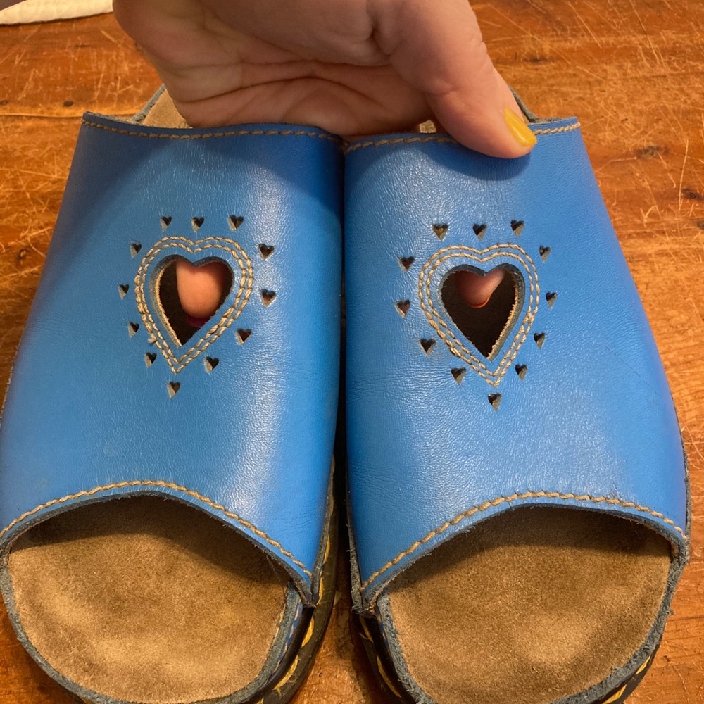 doc martens blue heart peek a boo sandal